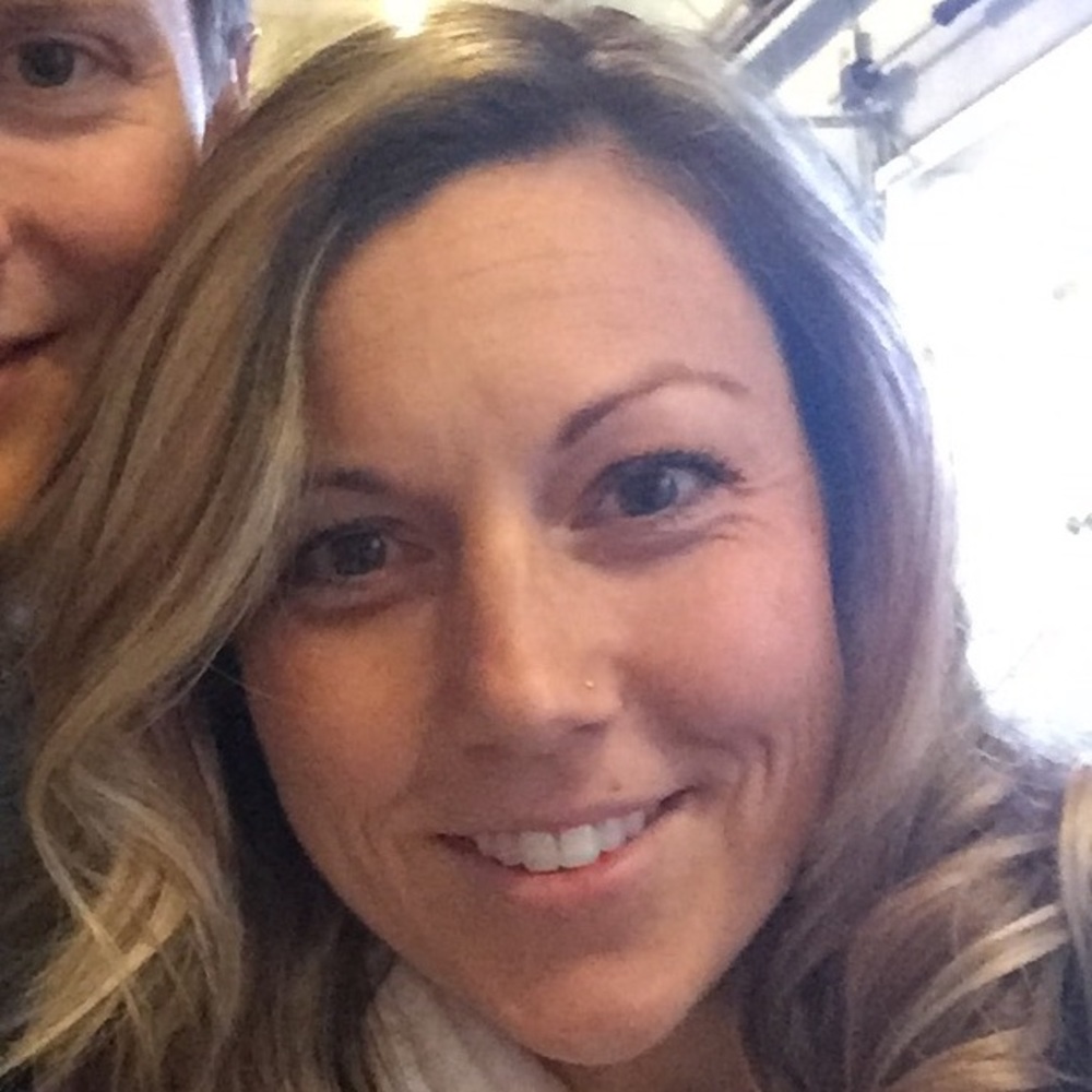 Meet your Posher, Caitlin